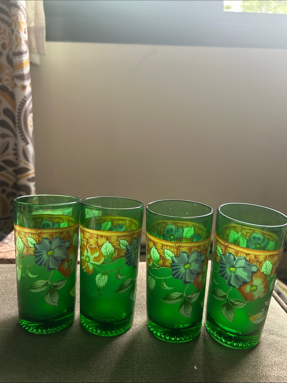 Vintage Art Deco Emerald Green Floral Painted Glass Tumbler Juice Set of 4